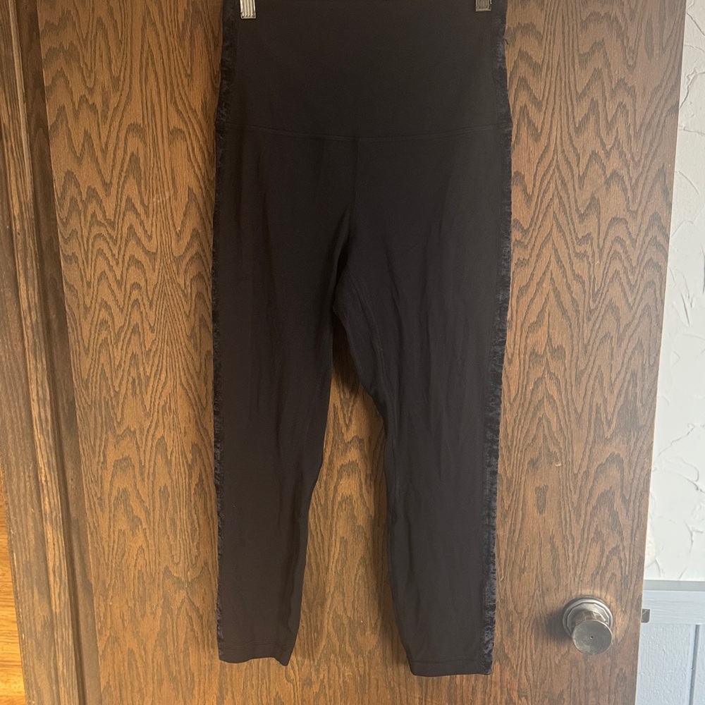 Lululemon Athletica Black‎ High-Rise Leggings with Velvet Stripe